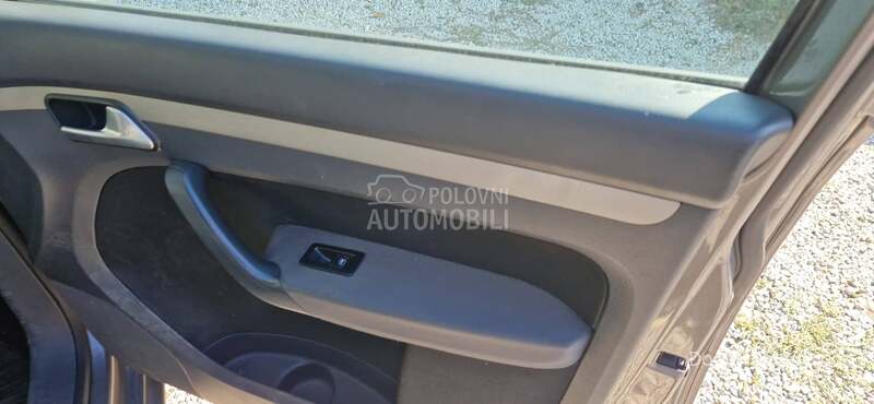 Volkswagen Touran 1.9tdi highl nav