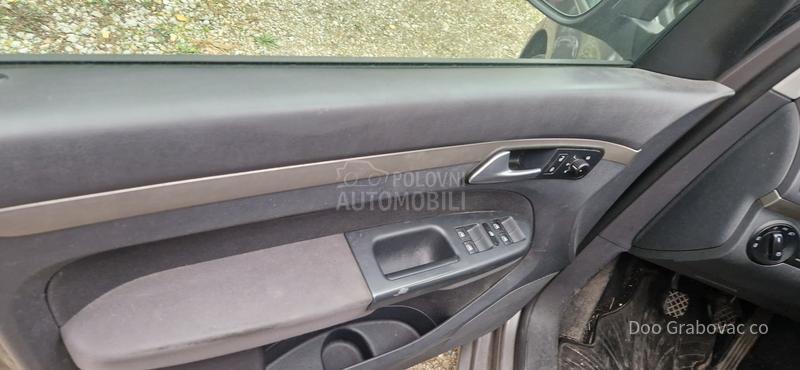 Volkswagen Touran 1.9tdi highl nav