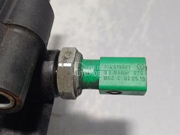 SENZOR PRITISKA ULJA za Volkswagen Passat B8