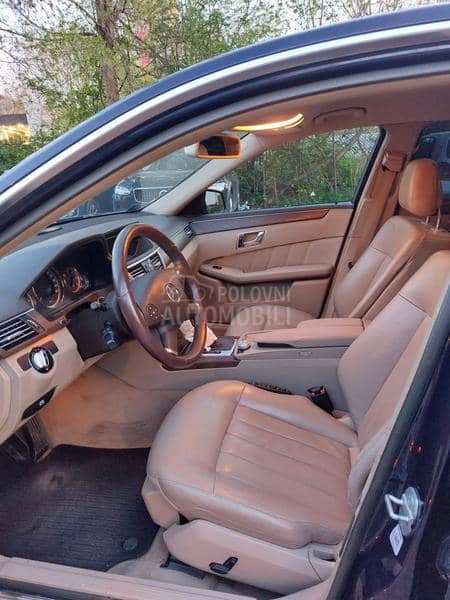 Mercedes Benz E 250 