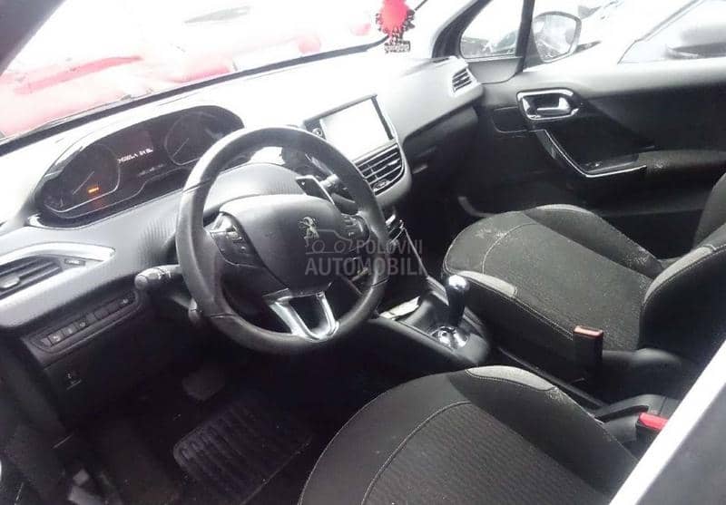 Peugeot 208 2013 - 2023. god. -  kompletan auto u delovima