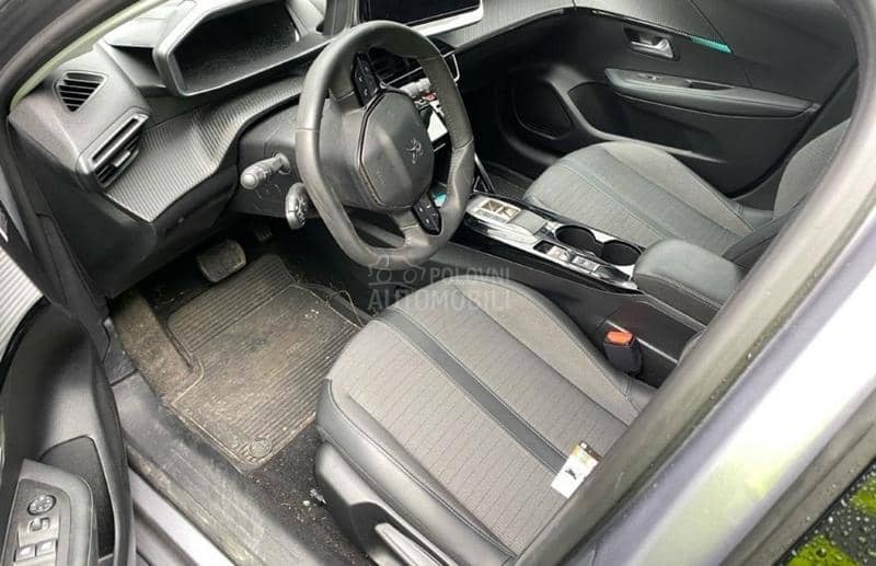 Peugeot 208 2013 - 2023. god. -  kompletan auto u delovima