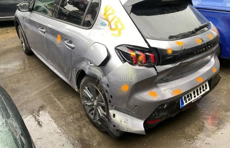Peugeot 208 2013 - 2023. god. -  kompletan auto u delovima