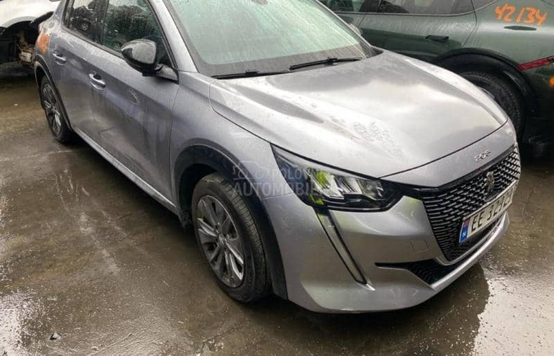 Peugeot 208 2013 - 2023. god. -  kompletan auto u delovima