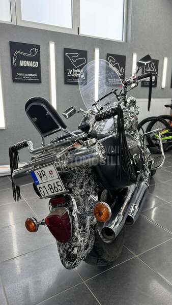 Yamaha Xvs 650 a drag star