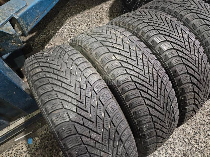 Pirelli 185/60 R16 Sve sezone