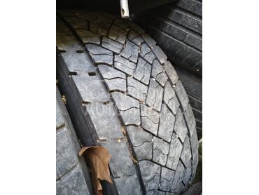 Ostalo 315/70 R22.5 Sve sezone