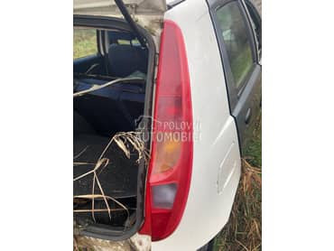 stop svetla 5 vrata za Fiat Punto od 2000. do 2011. god.