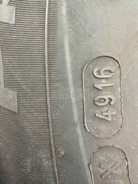 Michelin 215/60 R17 Letnja