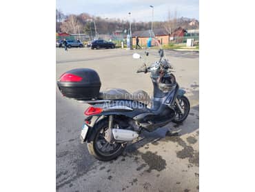 Piaggio Beverley cruiser 250