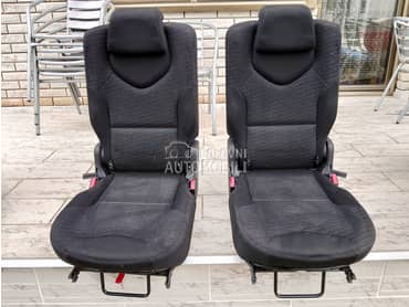 sedišta za Peugeot 308 od 2007. do 2013. god.