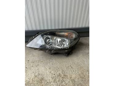 Farovi za Mercedes Benz B Klasa od 2011. do 2017. god.