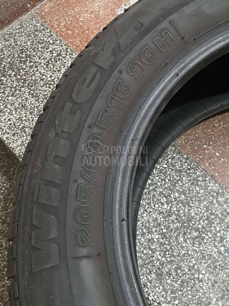 Tigar 205/60 R16 Zimska