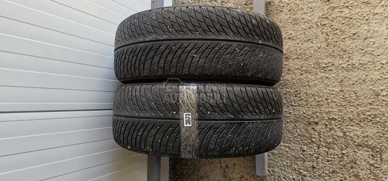 Michelin 215/50 R18 Zimska