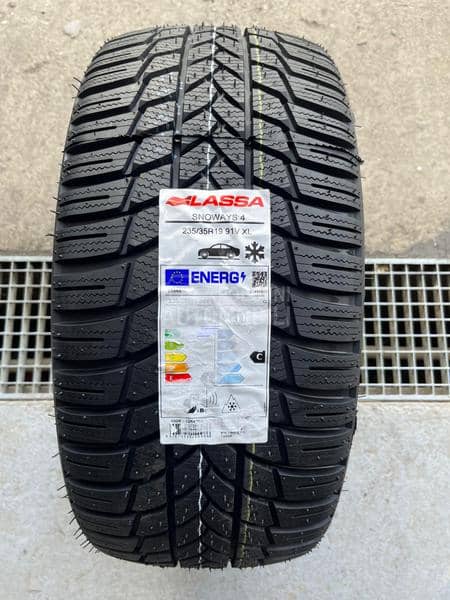 Lassa 235/35 R19 Zimska