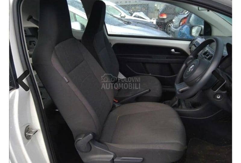 Volkswagen up! 2014. god. -  kompletan auto u delovima