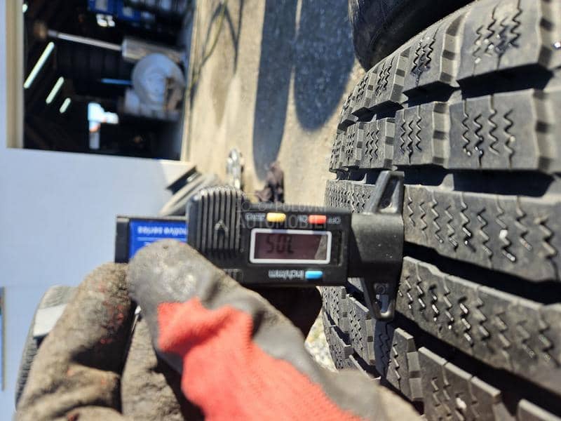 Michelin 225/60 R16 Zimska