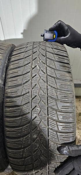 Lassa 235/45 R18 Zimska