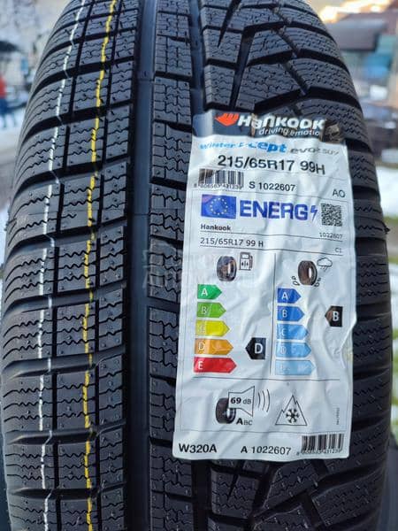 Hankook 215/65 R17 Zimska