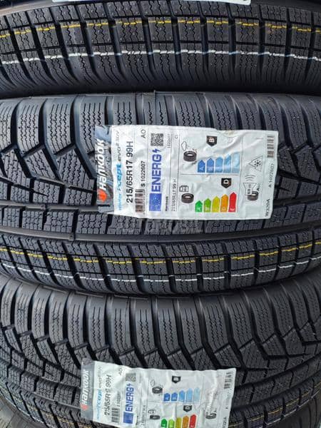 Hankook 215/65 R17 Zimska