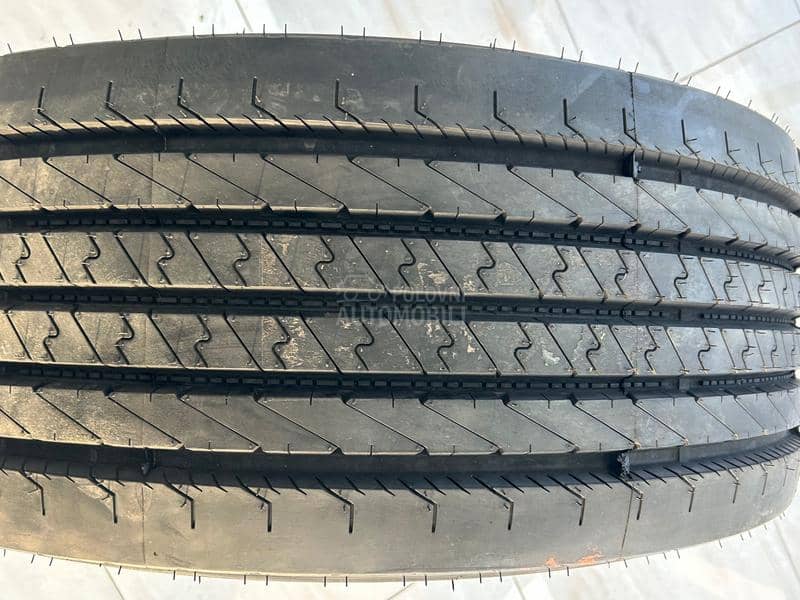 Ostalo 355/50 R22.5 Sve sezone