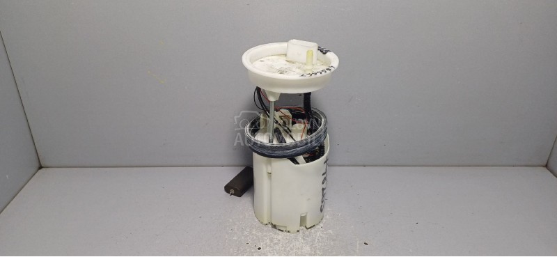 PUMPA GORIVA U REZERVOARU