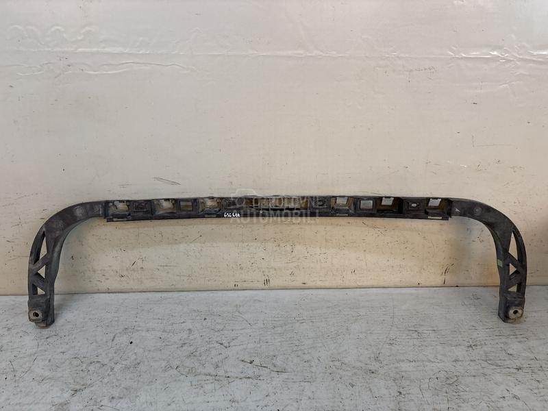 NOSAC ZADNJEG BRANIKA