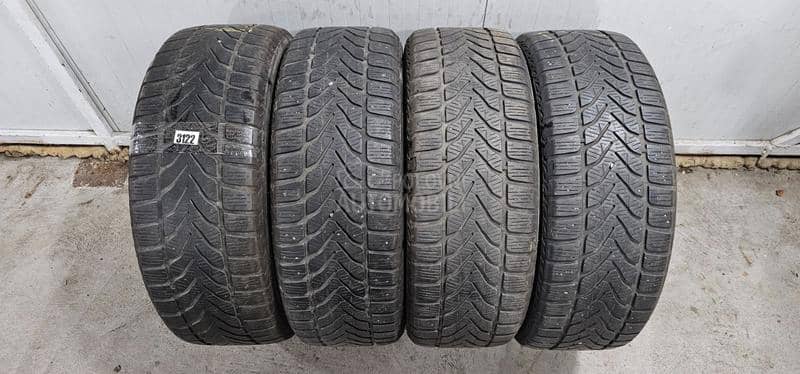 Lassa 215/60 R17 Zimska