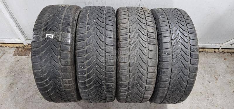 Lassa 215/60 R17 Zimska