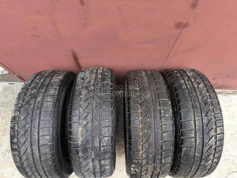 Ostalo 215/55 R16 Zimska