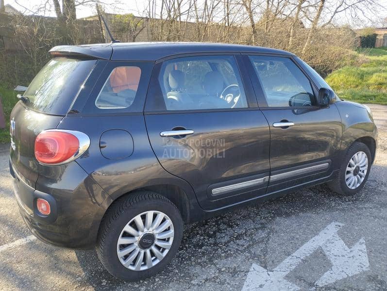 Fiat 500L 0.9 CNG Fiat 500L 0.9 CNG