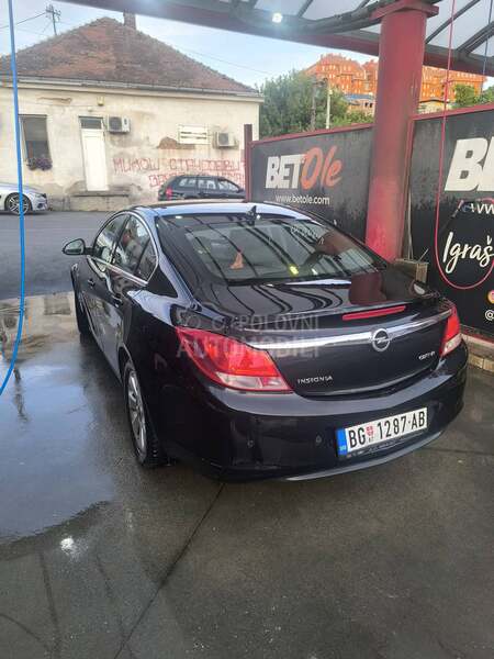 Opel Insignia 