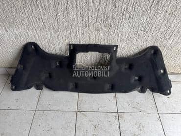 Tepih za haubu za Ford Kuga od 2016. do 2020. god.