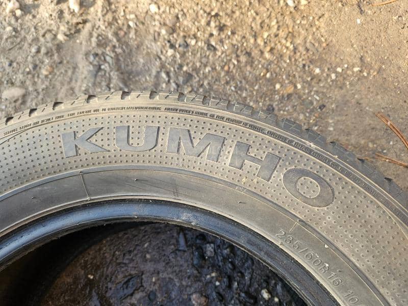 Kumho 235/60 R16 Zimska