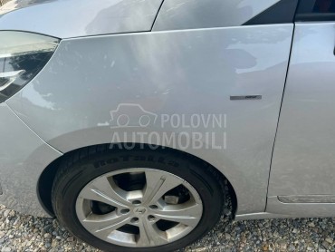 Krilo levo sivo TED69 za Renault Grand Scenic od 2009. do 2016. god.