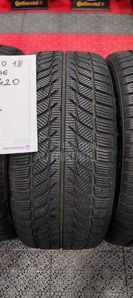 Goodride 245/40 R18 Zimska