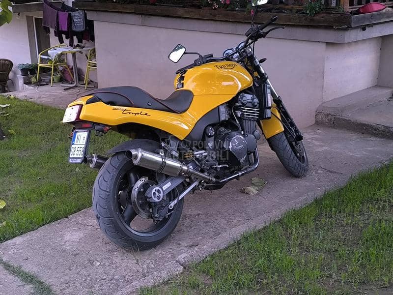 Triumph speed triple