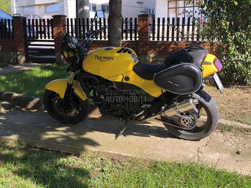 Triumph speed triple