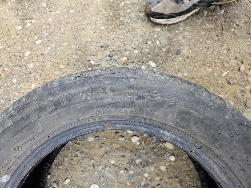Firestone 205/60 R16 Zimska