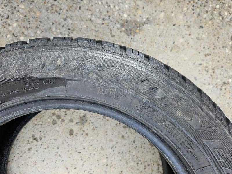 Goodyear 235/55 R17 Zimska