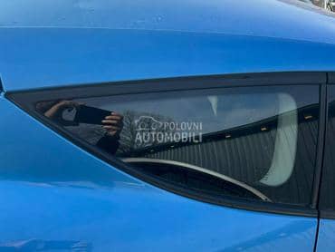 Staklo zadnje desno coupe za Renault Megane od 2008. do 2016. god.