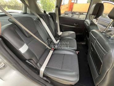 Sedište zadnje za Renault Grand Scenic od 2009. do 2016. god.