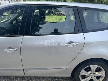 Vrata zadnja leva siva TED69 za Renault Grand Scenic od 2009. do 2016. god.