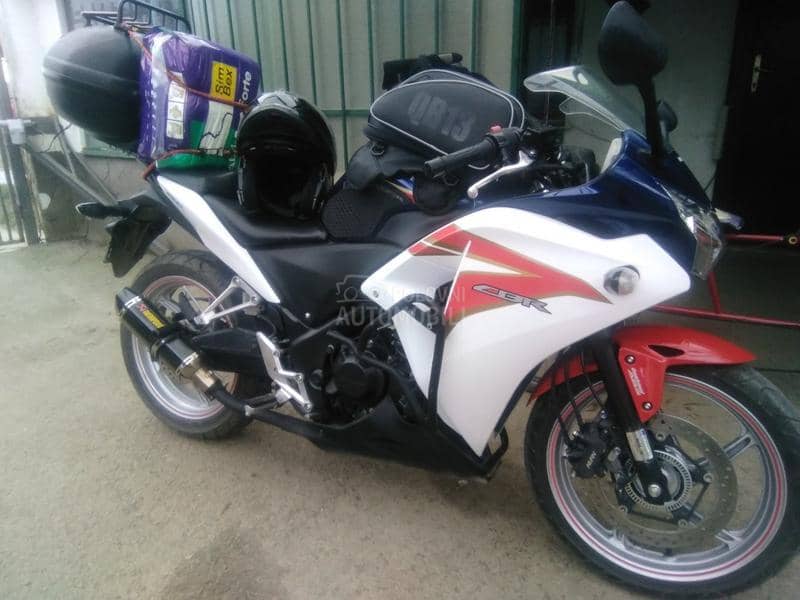 Honda CBR 250 RA