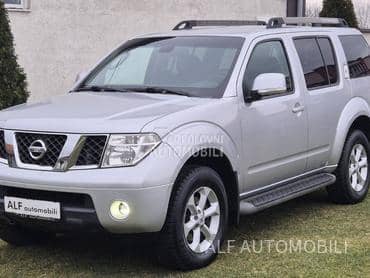Nissan Pathfinder 2.5