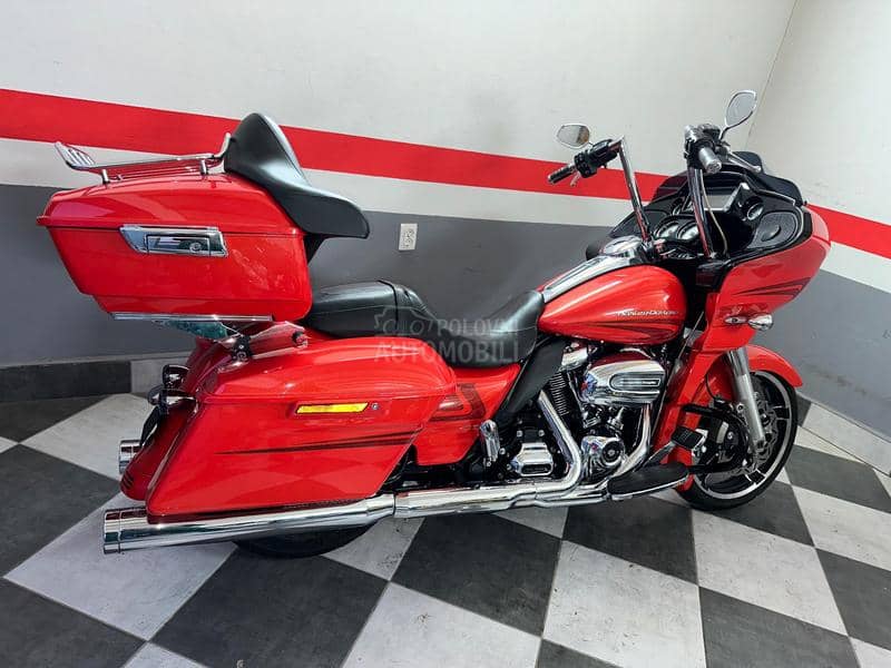 Harley Davidson Road glide FLTRXS