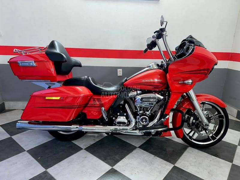 Harley Davidson Road glide FLTRXS