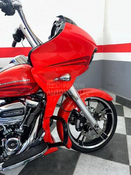 Harley Davidson Road glide FLTRXS