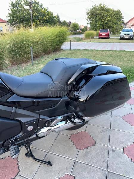 Honda GL 1800 Bagger gold wing