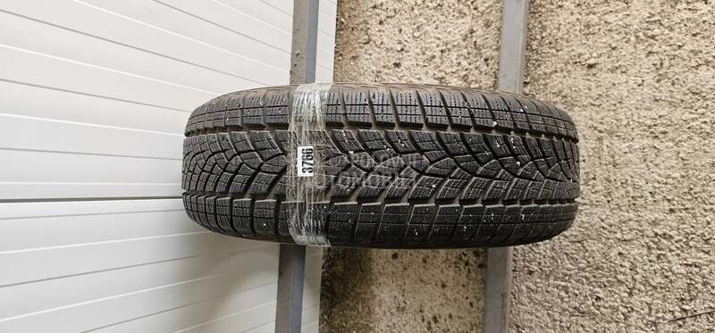 Goodyear 225/65 R17 Zimska